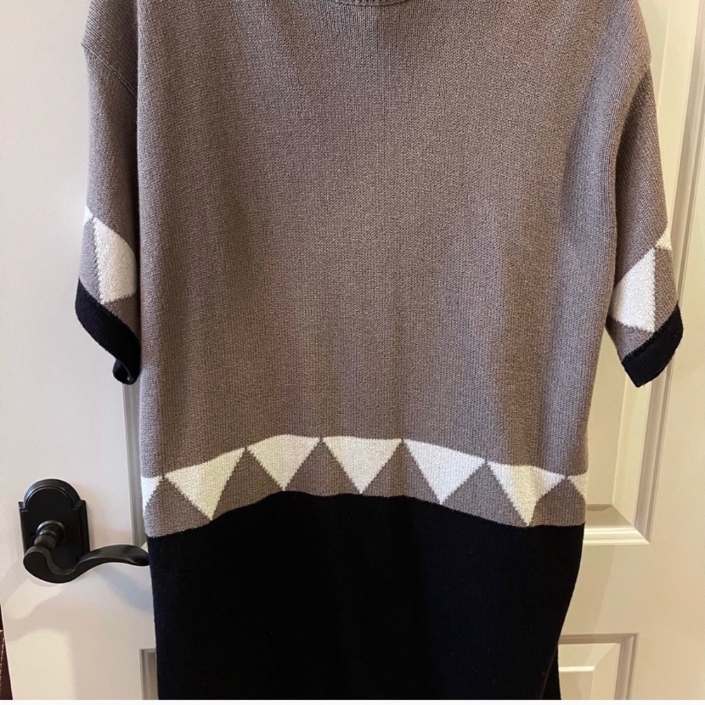 Southern Lady Long Sweater Size Medium